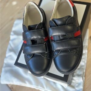 Gucci leather Black Rubber Sole Sneakers